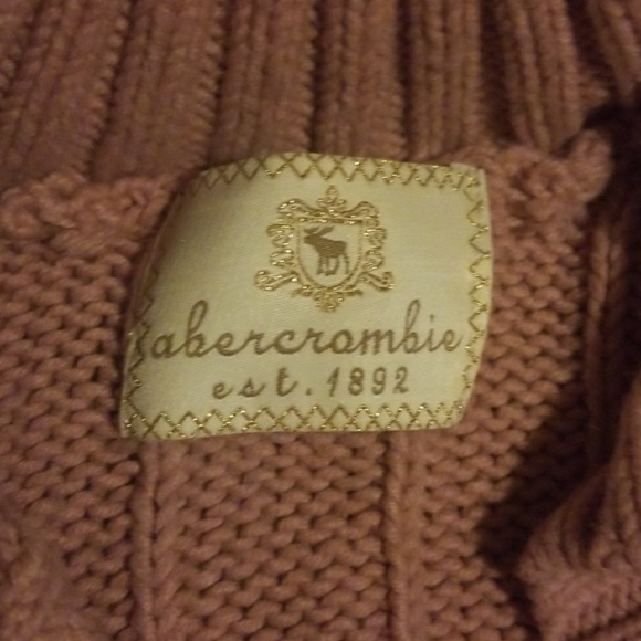 Women's Abercrombie 9 Button Cardigan - Picture 2 of 3